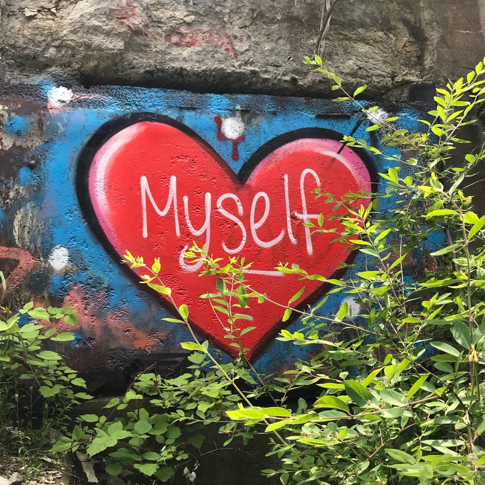 Meet your Posher, Jenn